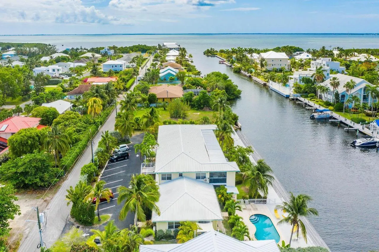 Snug Harbour View Condo #1 George Town 0*,  Cayman Islands